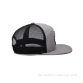 7 Panel Grey Trucker Hut mit bestickten PACTH